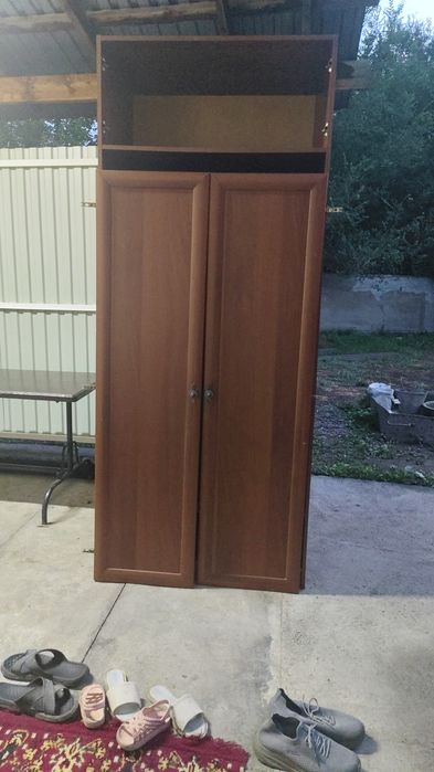 Продам стенку состояние хорошее