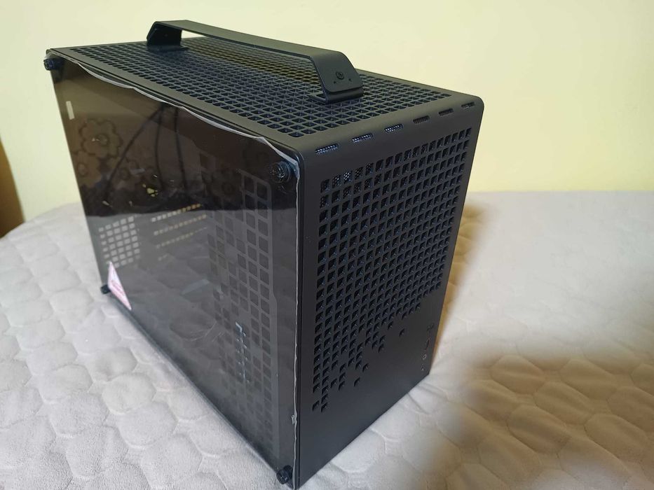 Unitate PC cu ryzen 7900 | 2TB | jonsbo z20 | SFF | nou