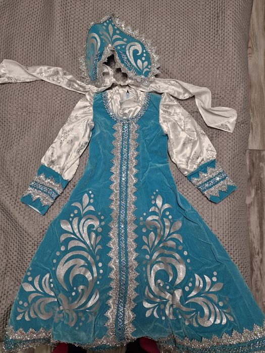 Костюм снегурочки на 122см