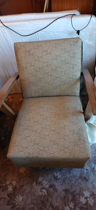 Ретро холн. маса разтегателна 190-90-78-6 бр.масив.столове кресла 2 бр