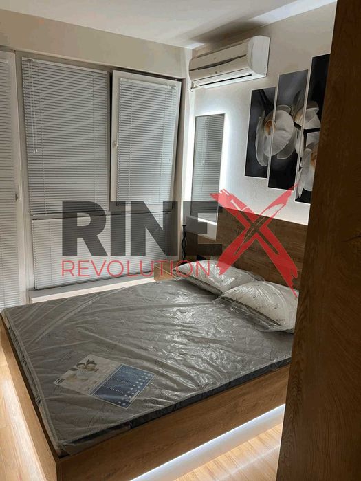 Дава се под наем Тристаен апартамент в Пловдив, Център - 110 кв.м за 700 € - Снимка #9