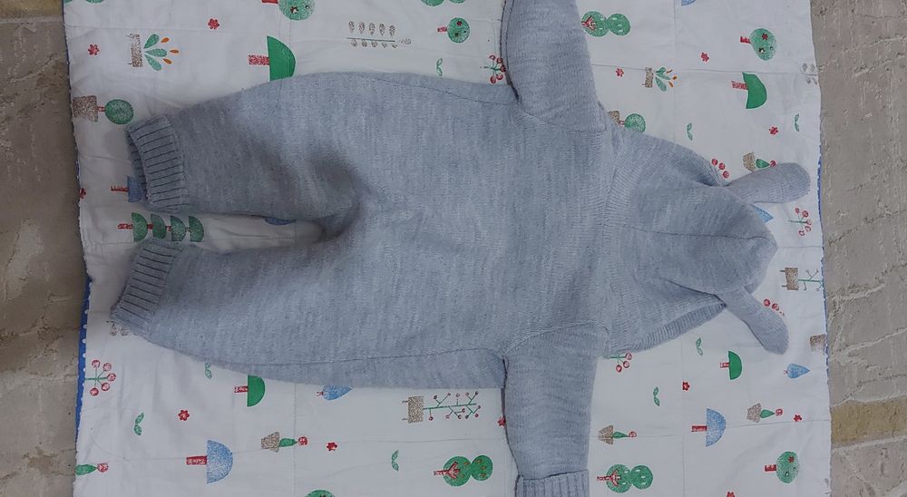 Детская одежда комбинезон вязанный