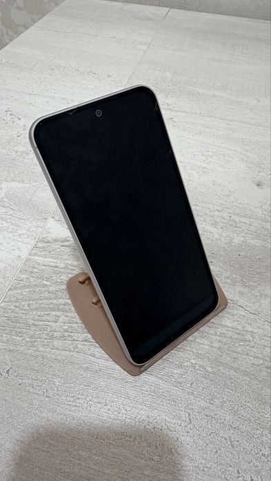 Продам Samsung S23 Fe