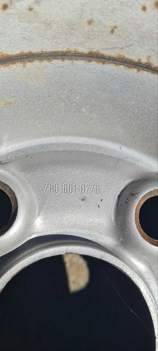 Железни Джанти 16 за VW T5 T6 с капаци