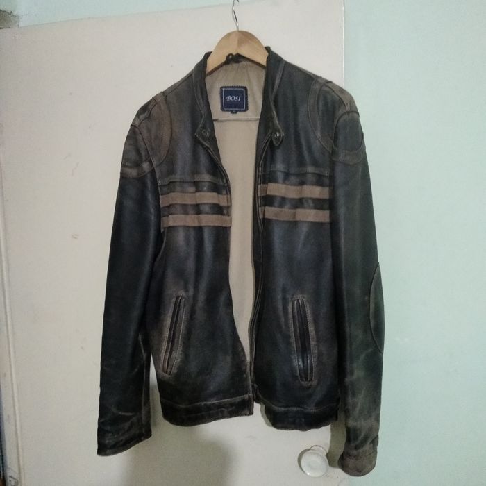 Продам кожаные куртки.