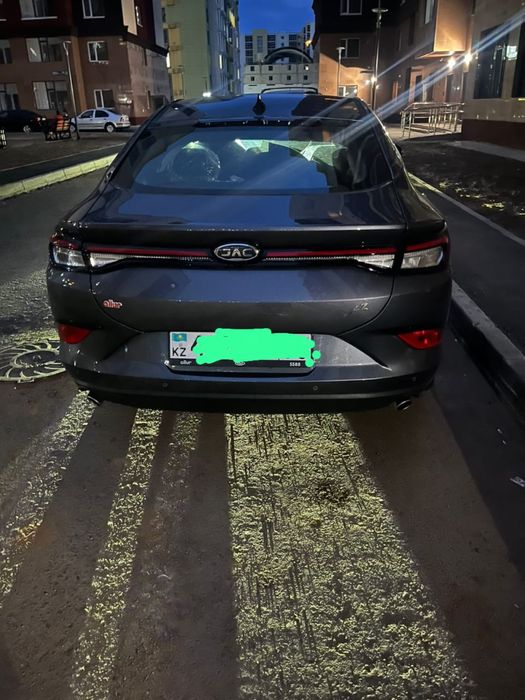 Автомашина марки JAC J7