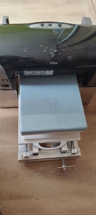 DTG Принтер за печат на тениски Epson R200