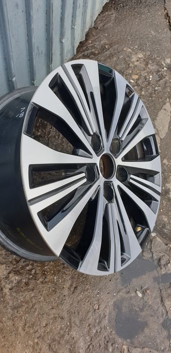 Janta R16 5x114.3 Renault zoe cod 403007870R Et44