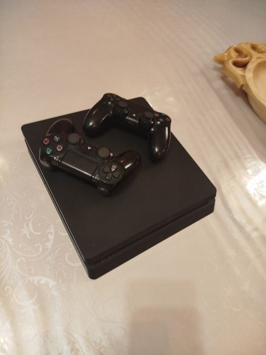 Playstation 4 slim 1 тб