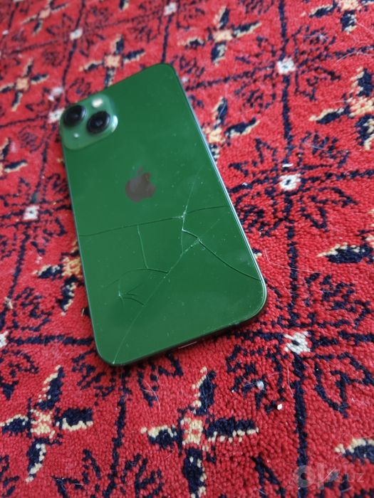 Айфон 13,128,iOS 26,родной