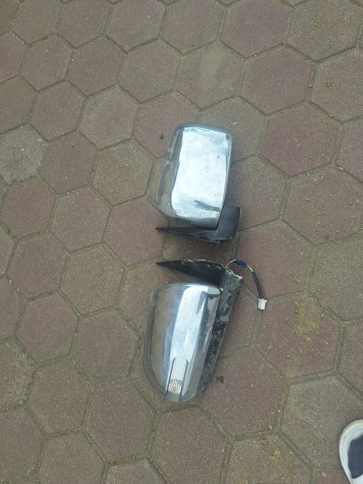 Зеркало от хайлюкса