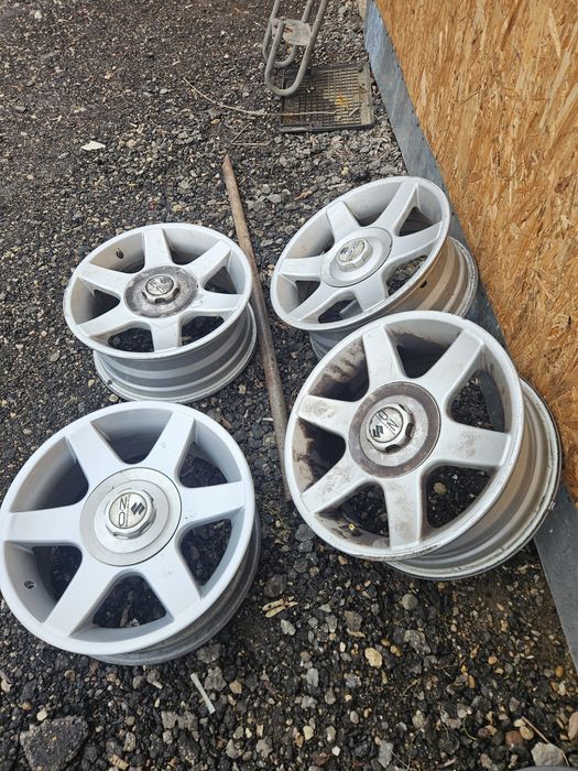 Set de 4 jante suzuki  vitara 7 j R16 pcd  5x139,7 lada niva suzuki grand vitara samurai jimny feroza