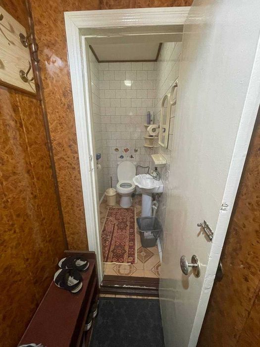 Продается квартира на первом этаже (Госпитальный рынок)