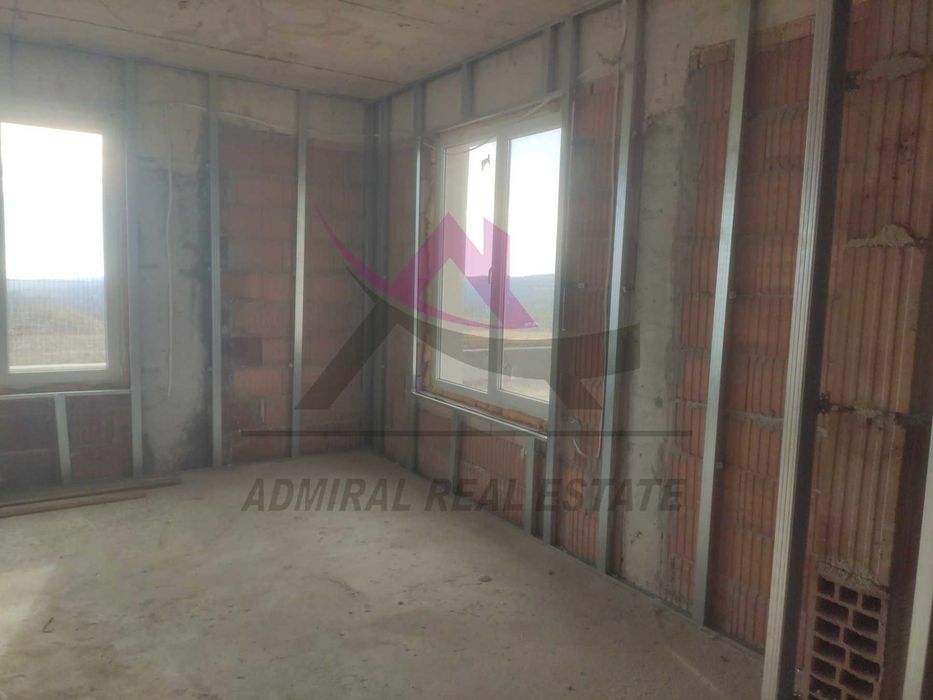 Продава се Къща в Варна, м-т Боровец - юг - 200 кв.м за 1500 €/кв.м - Снимка #6