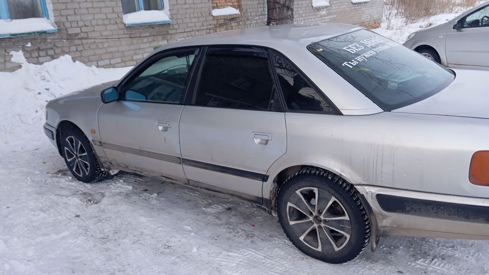 Продам ауди 100с4
