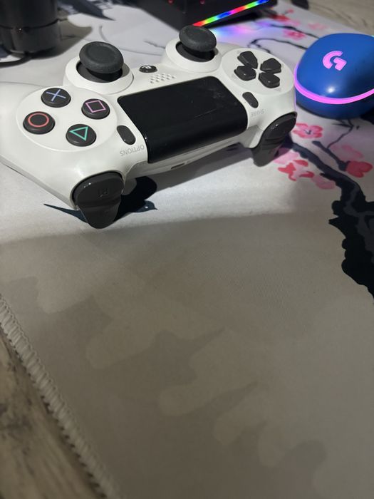 Игровой контролер ps4