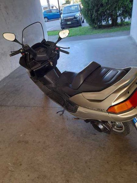 Yamaha Majesty 250 Ямаха маджести 250 скутер мотор НА ЧАСТИ