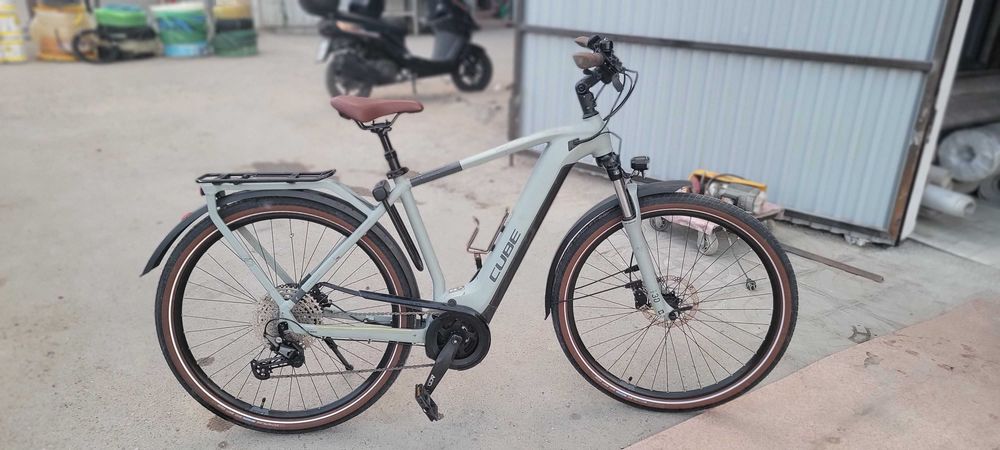 Велосипед Cube (ebike)