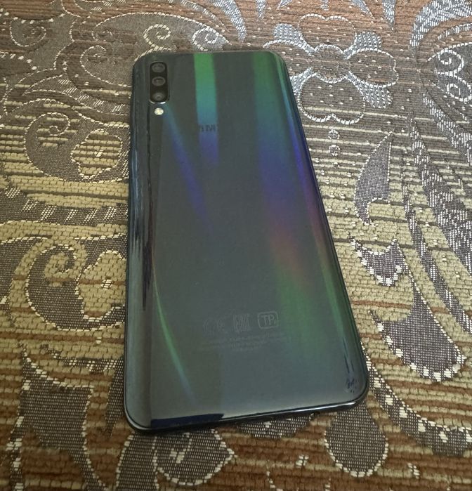 Samsung Galaxy A50 64GB (Хорошее состояние)