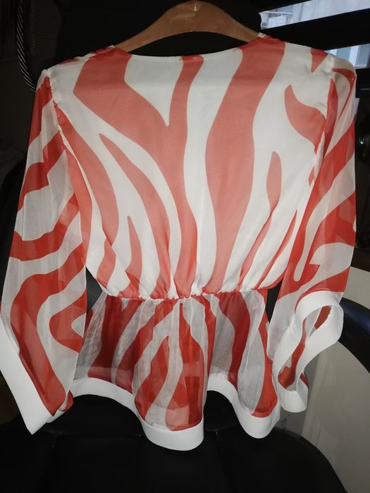 Елегантна блуза 36ти размер