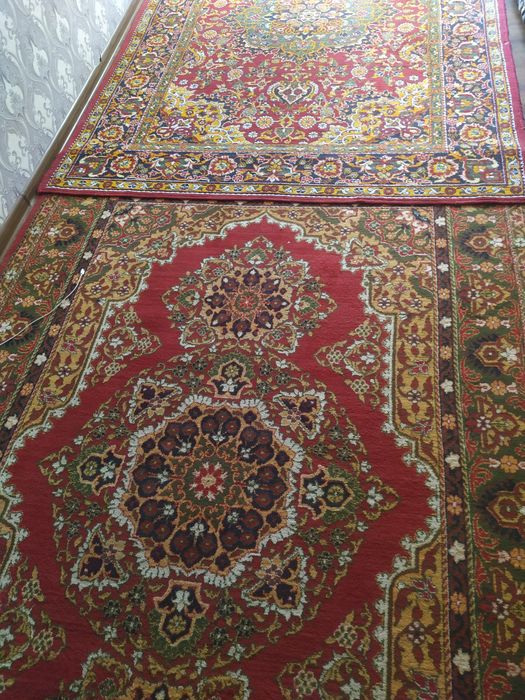 Гилам сотилади 2 дона