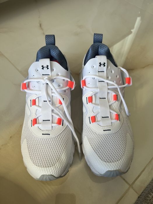 Маратонки Under Armour Hovr MEGA MVMNT