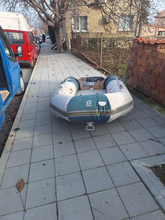 Лодка с 3 двигателя