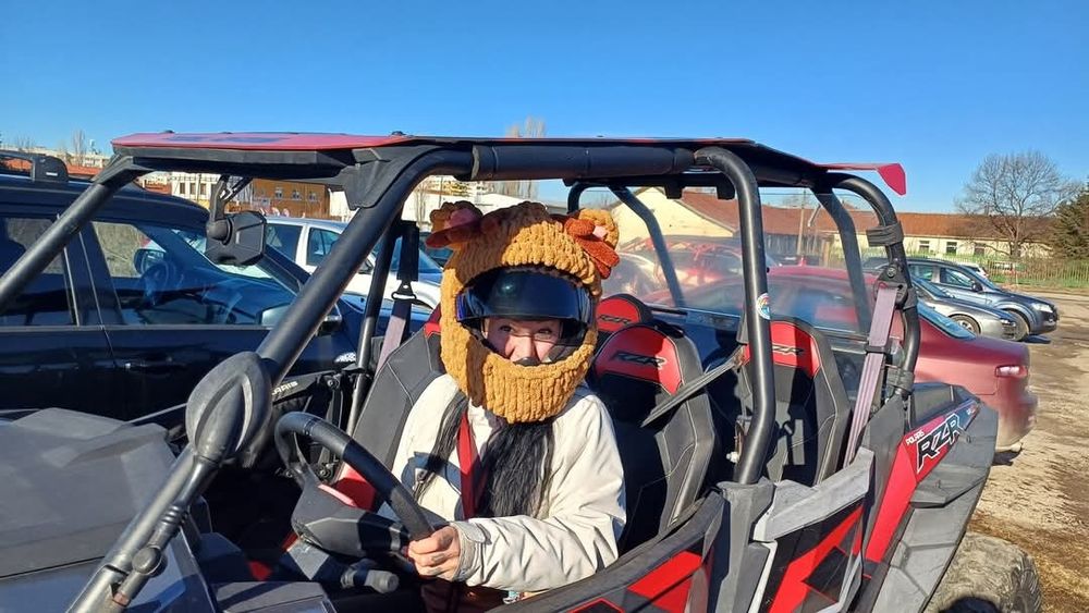 Аксесоари за каска