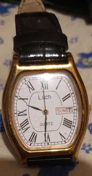 Продам часы разные