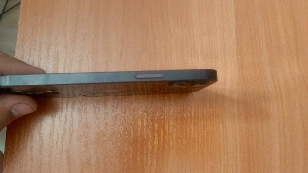 Продам iphone 12