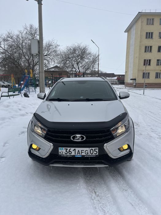 Lada vesta kross