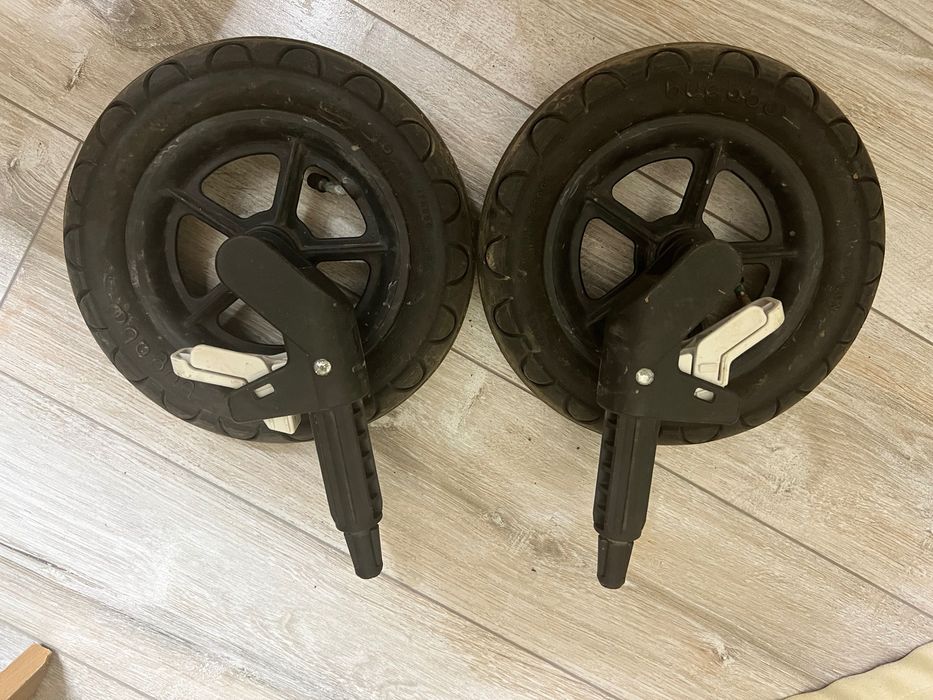 Продам колеса от коляски