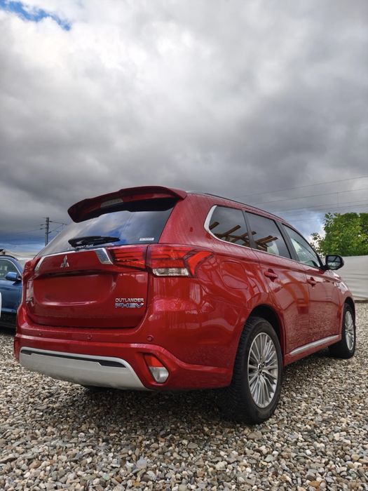 Mitsubishi Outlander 2.4 PHEV