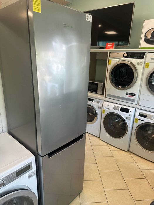 Хладилник с фризер Bauknecht KGN 2120 A2+ IN