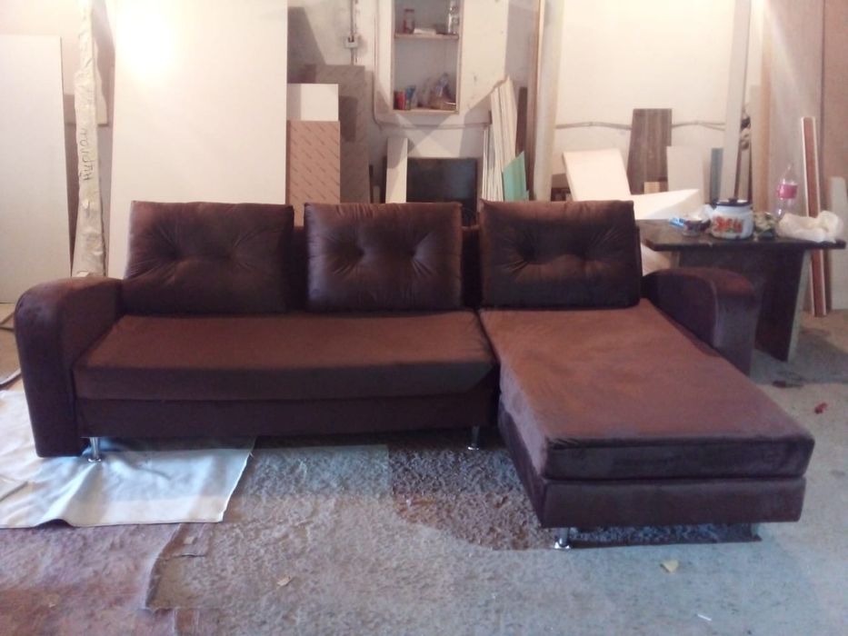 Обшивка. Диванов и кресель