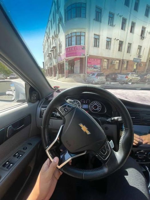 Гентра сотилади.