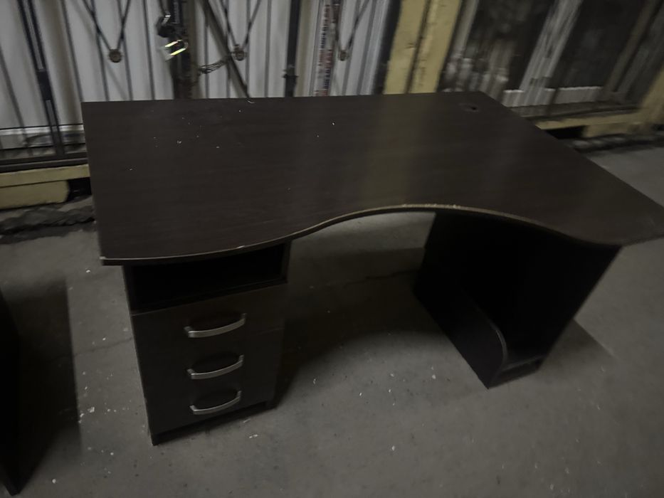 Продам офисную мебель