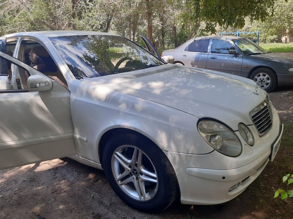 Продам Мерседес w211