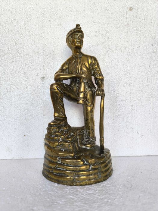 statueta veche bronz arta antichitati figurina vintage handmade antik