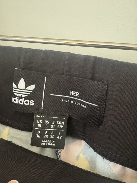 Спортен клин Addidas, чисто нов!