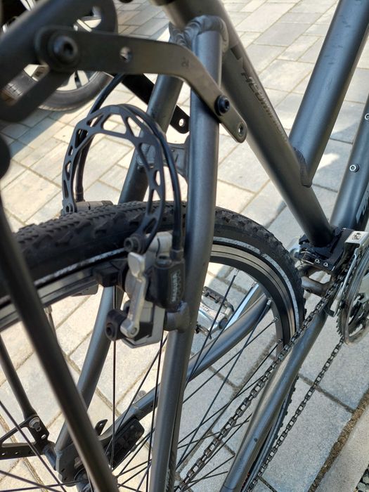 Vand bicicleta KTM; 700 65C; 3x9 viteze; frane hidraulice; cadru Al