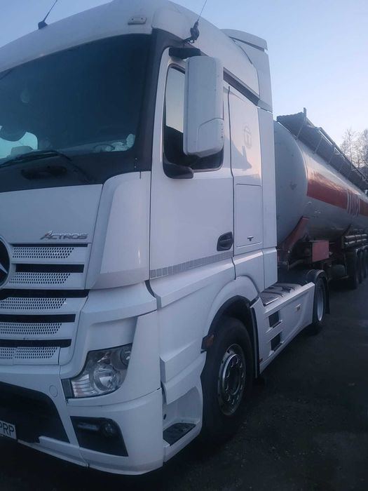 Schimb/vand cap tractor mercedes e5 2011