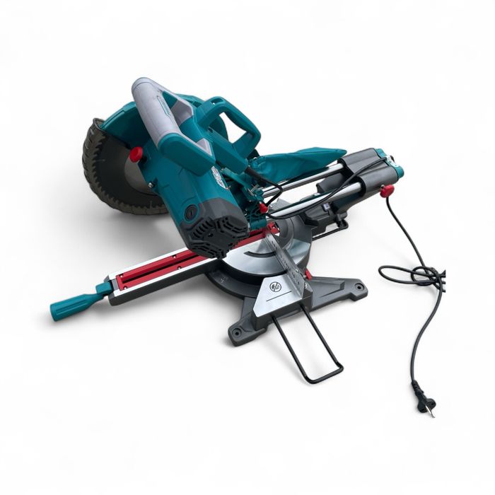 Fierastrau circular stationar TOTAL, 1800W 255mm