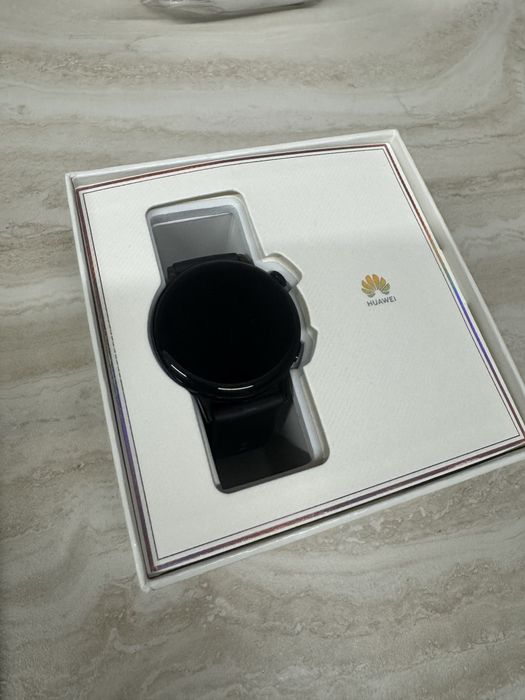 Смарт-часы Huawei watch GT3 42MM