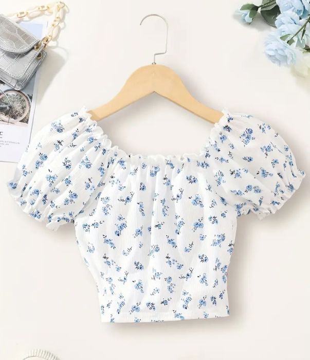 Голубой топик на лето