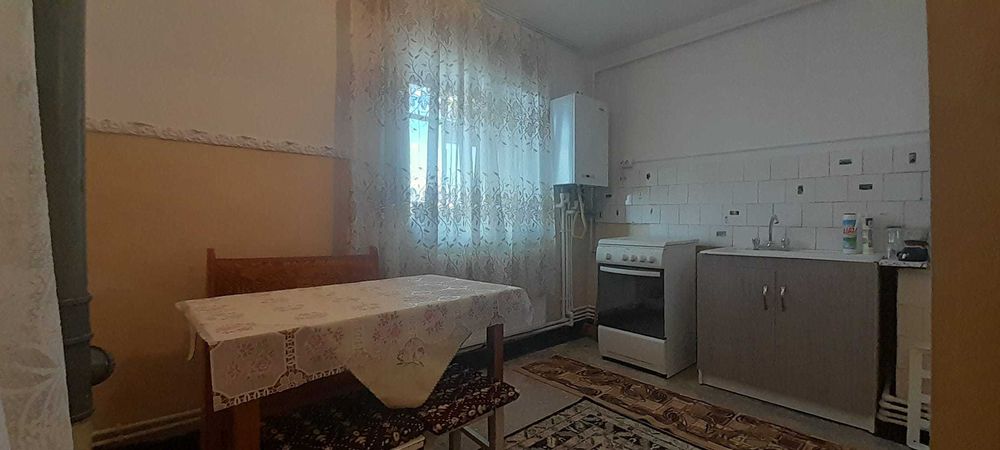 Garsoniera Onesti , str G Bacovia