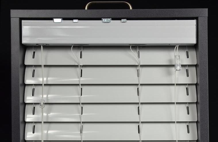 Jaluzele aluminiu la comandă 25/50 mm | Cluj | Manuale & electrice