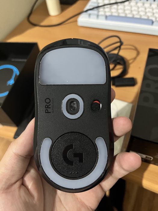 Мышка Logitech Pro x superlight