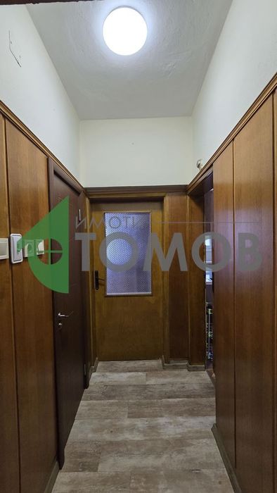 Продава се Четиристаен апартамент в Стара Загора, Център - 86 кв.м за 898 €/кв.м - Снимка #12