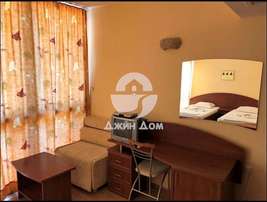 Продава се Хотел в Несебър - 1200 кв.м за 400 €/кв.м - Снимка #10